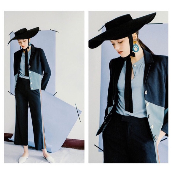 Petite Studio Jackets & Blazers - NWT Petite Studio New York Sloane Blazer in Navy